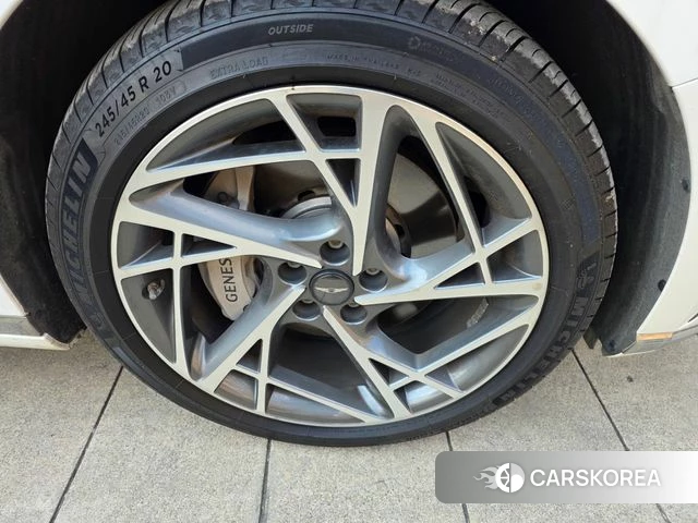 Genesis G90 (RS4) id 3799385 из Кореи 10