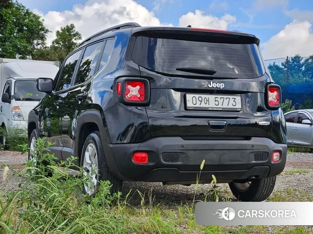 Jeep Renegade id 3123290 из Кореи 7
