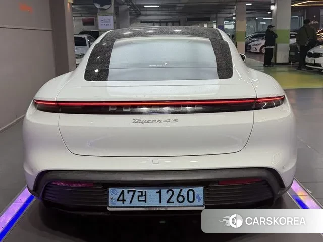 Porsche Taycan id 3691724 из Кореи 12