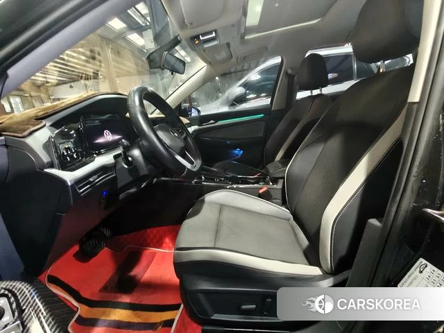 Volkswagen Golf 2022 Черный из Китая, фото 4