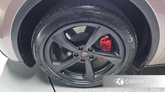 Tesla Model Y id 4533131 из Кореи 26