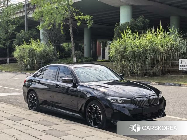 BMW i3 2026 Черный из Китая, фото 4