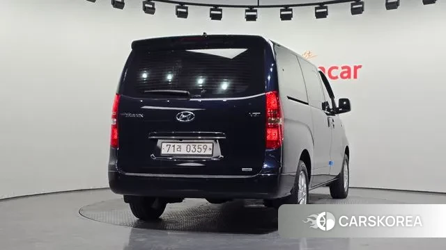 Hyundai The New Grand Starex id 3788733 из Кореи 14