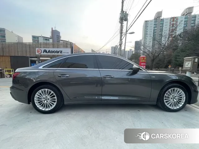 Audi A6 (C8) id 3619133 из Кореи 7