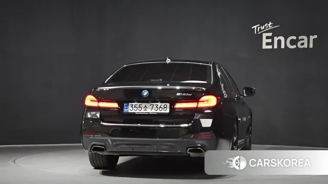 BMW 5 Series (G30) id 3372295 из Кореи 14