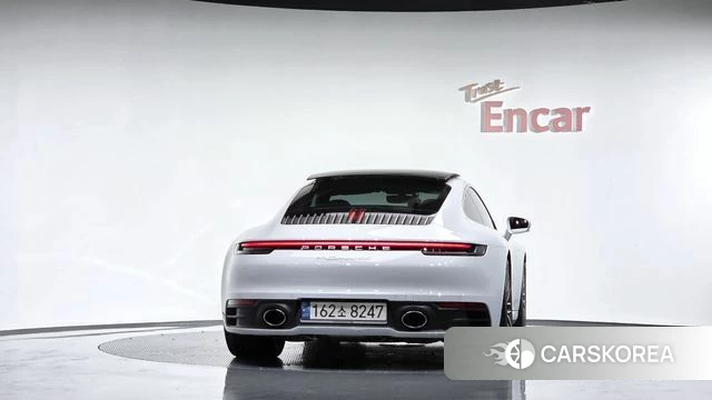Porsche 911(992) id 4671379 из Кореи 31