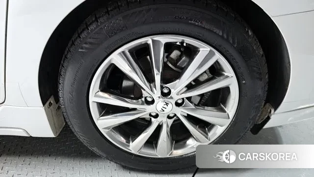 Kia The New Carnival id 3772807 из Кореи 14