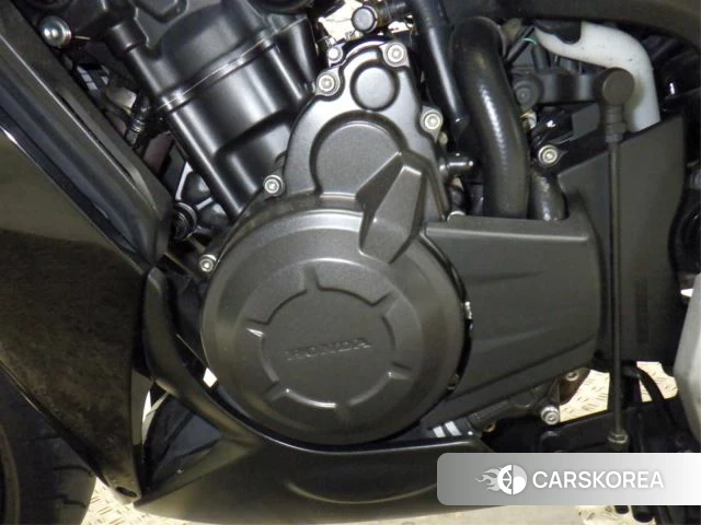 Engine photo