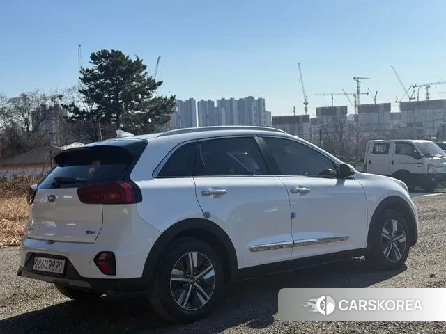 Kia The New Niro id 3514083 из Кореи 14