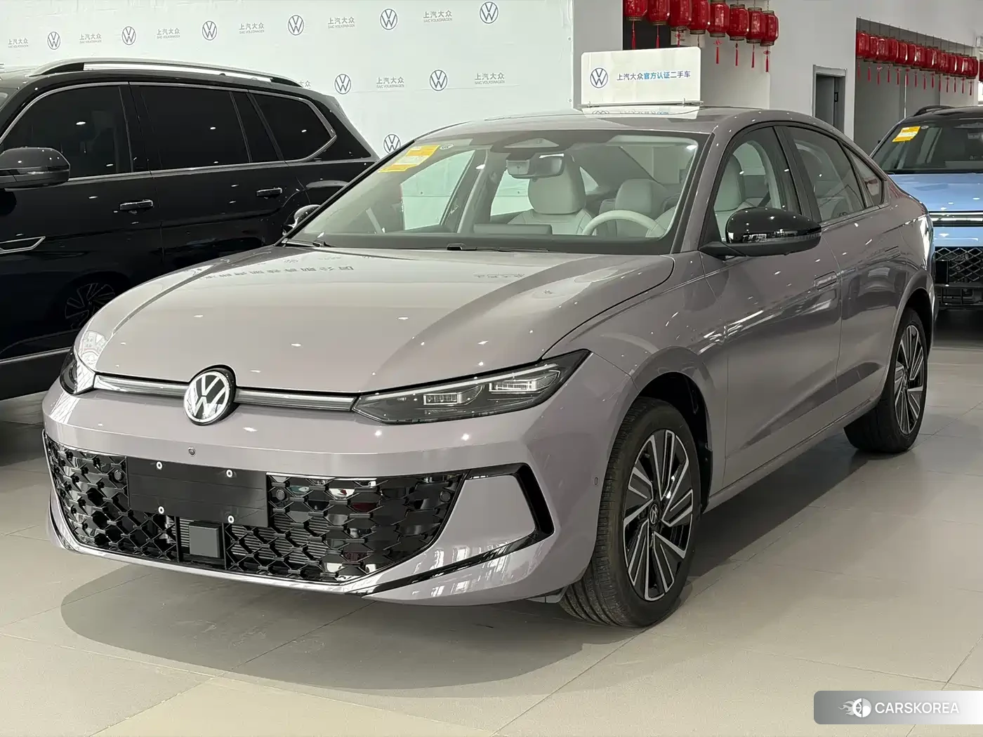Volkswagen Lavida 2025 Silver/gray из Китая, фото 4