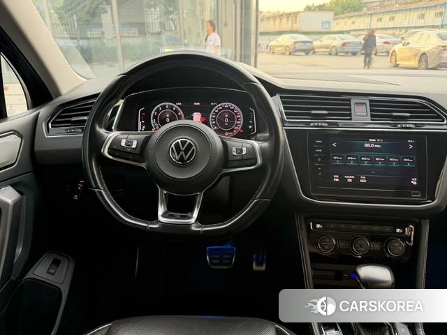 Volkswagen Tiguan L id 4273708 из Китая 23