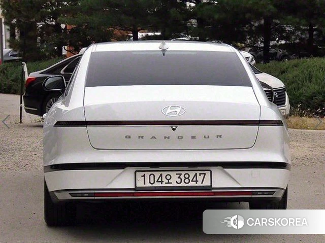 Hyundai Grandeur (GN7) id 3865058 из Кореи 14
