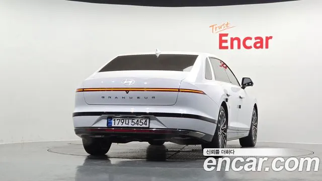 Hyundai Grandeur (GN7) id 2619371 из Кореи 14