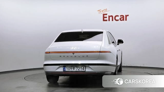 Hyundai Grandeur Hybrid (GN7) id 4353870 из Кореи 14