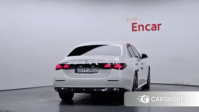 Mercedes-Benz E-Class W214 id 3410255 из Кореи 14