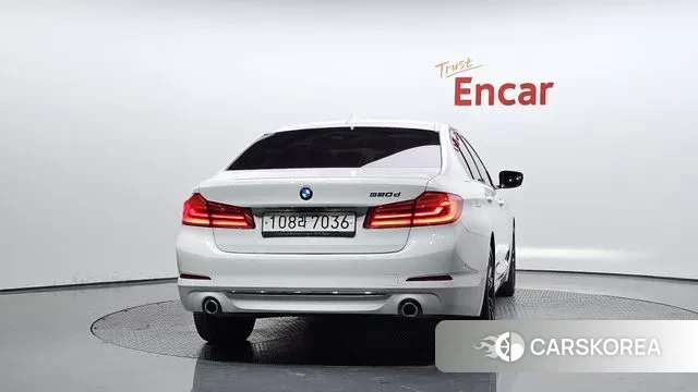 BMW 5 Series (G30) id 3666405 из Кореи 14