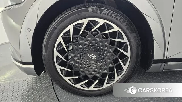 Hyundai Ionic 5 id 3458066 из Кореи 14