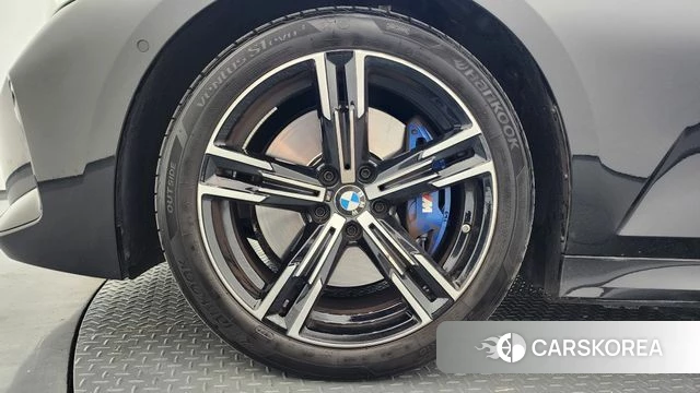 BMW 3 Series (G20) id 4897972 из Кореи 25