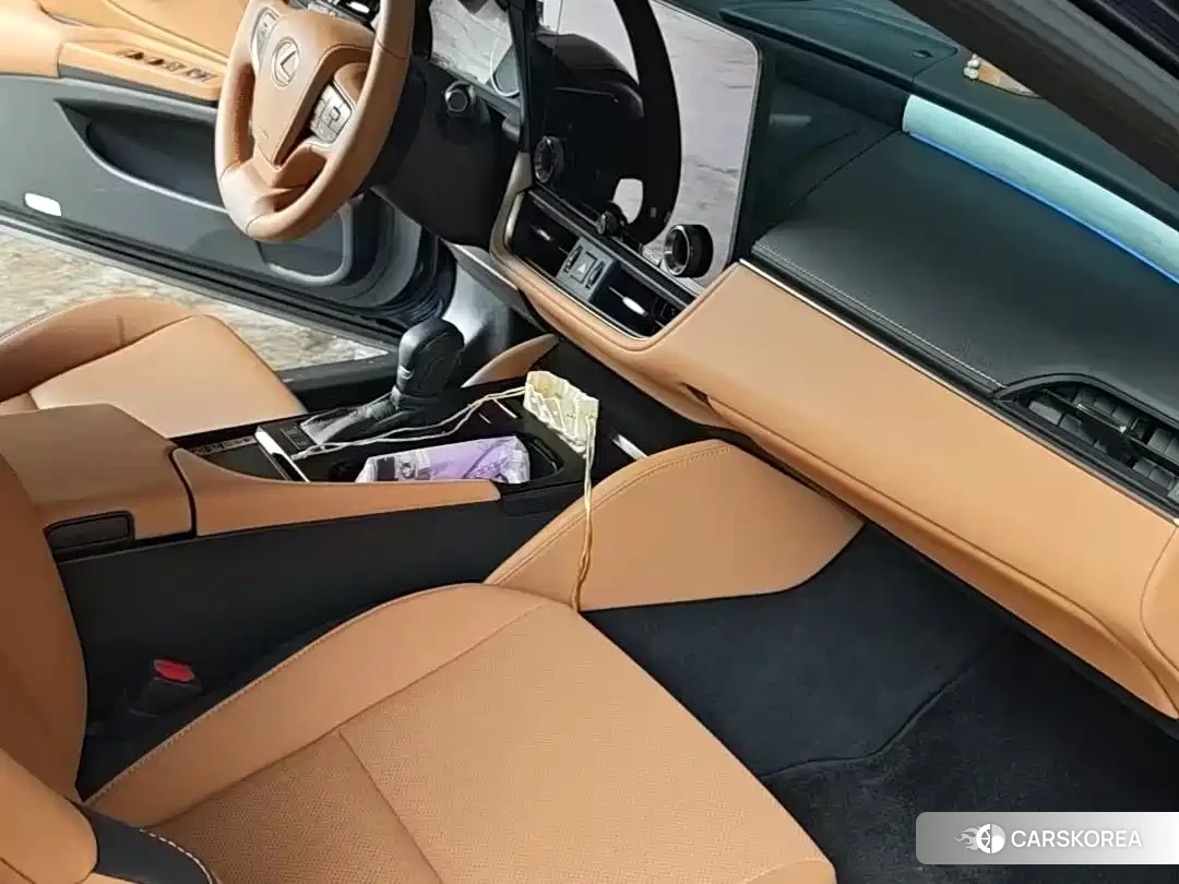 Lexus ES 2025 Синий из Китая, фото 4