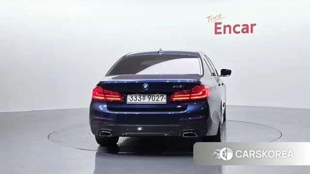 BMW 5 Series (G30) id 3741852 из Кореи 14