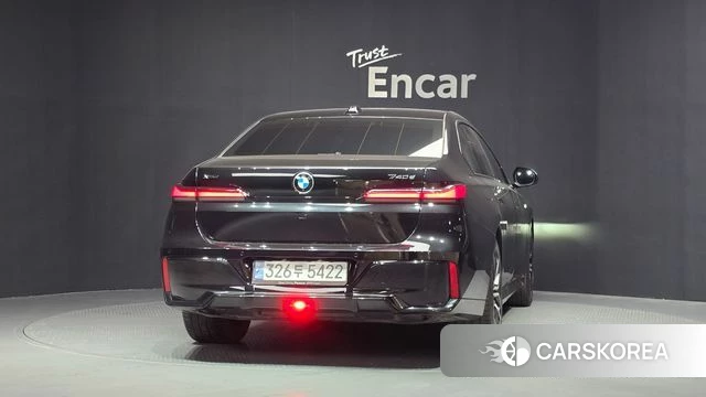 BMW 7 Series (G70) id 4584470 из Кореи 27