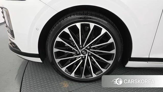 Hyundai Grandeur (GN7) id 4427966 из Кореи 31