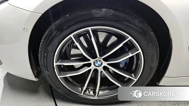 BMW 5 Series (G30) id 3498717 из Кореи 14