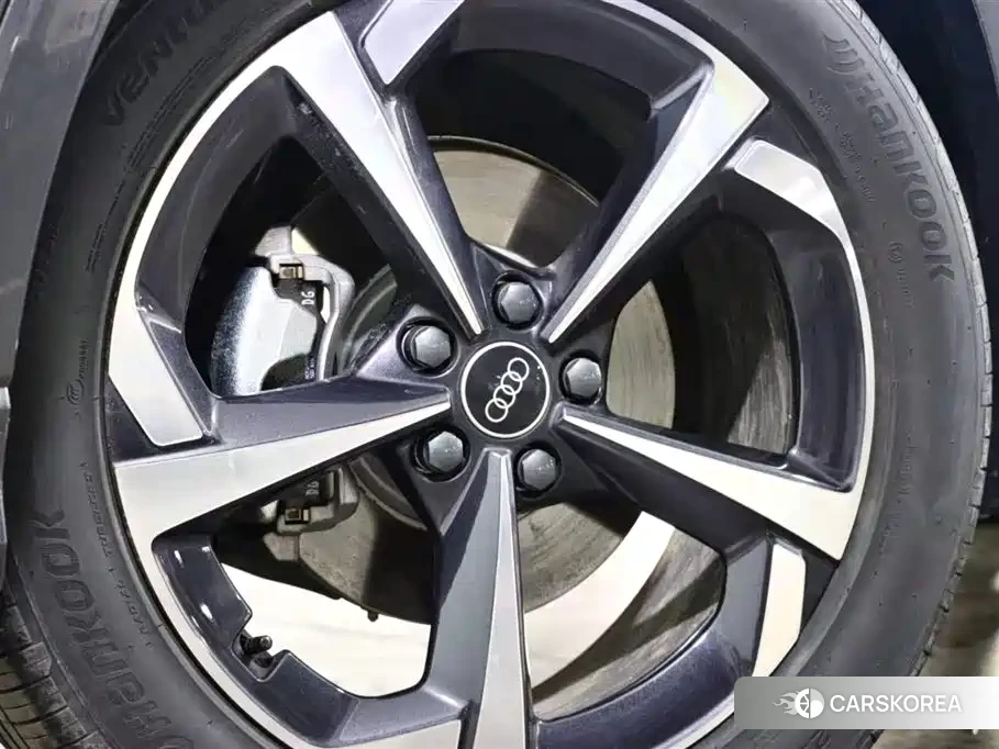 Audi Q3 id 4589486 из Китая 8