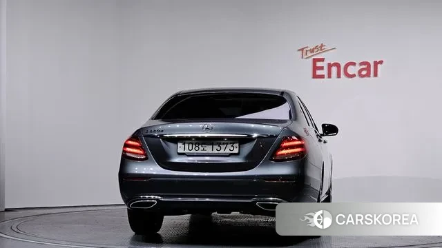 Mercedes-Benz E-Class W213 id 3474609 из Кореи 14