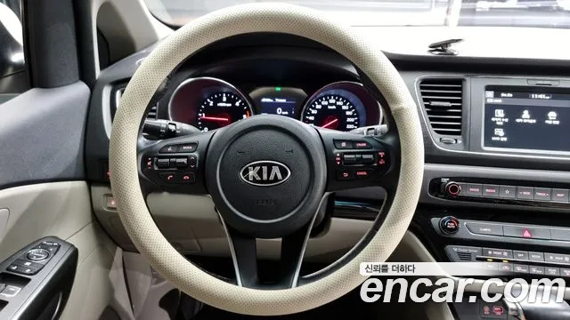 Kia The New Carnival id 2688944 из Кореи 14