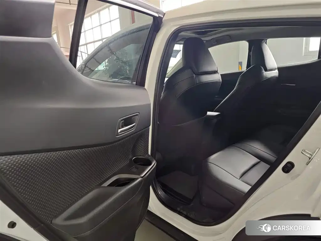 Toyota C-HR id 4601013 из Китая 22