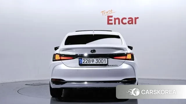 Lexus ES300h 7th generation id 3082301 из Кореи 14