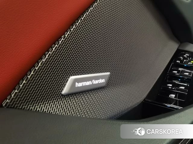 BMW 2 series id 4256815 из Китая 9
