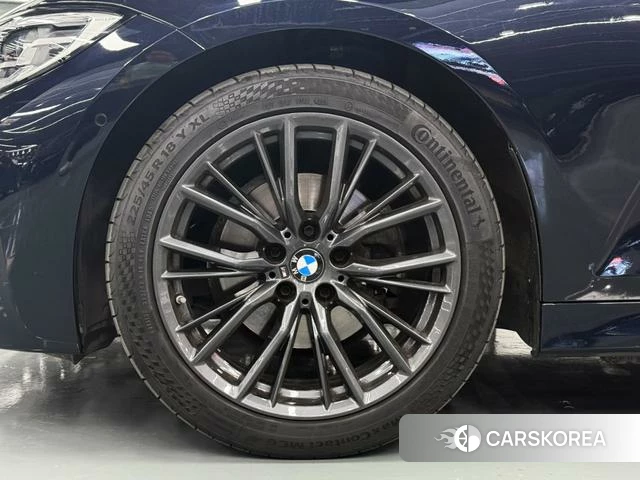 BMW 3 series id 4221376 из Китая 12