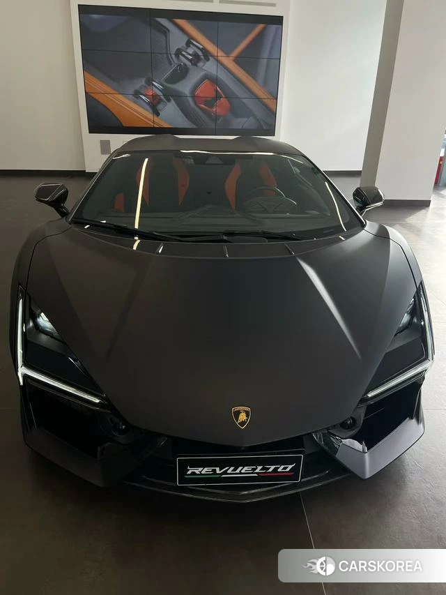Lamborghini Revuelto 2023 Черный из Китая, фото 4