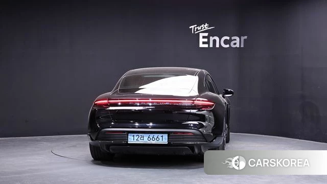 Porsche Taycan id 4244517 из Кореи 30