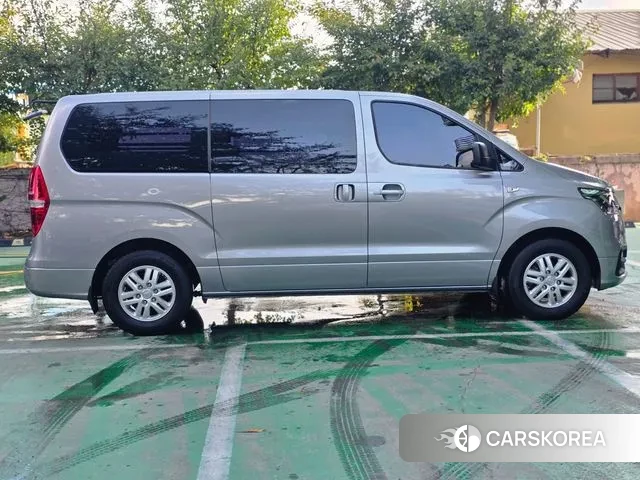 Hyundai The New Grand Starex id 3307941 из Кореи 14