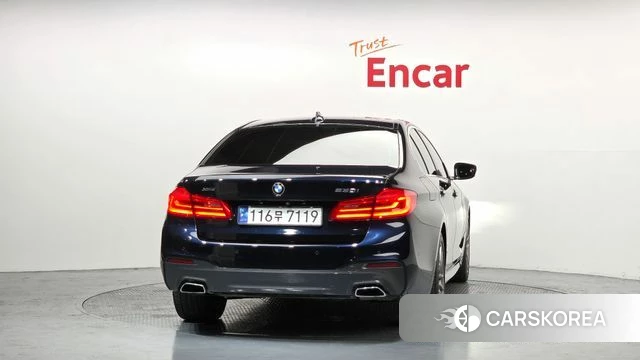 BMW 5 Series (G30) id 3917480 из Кореи 14