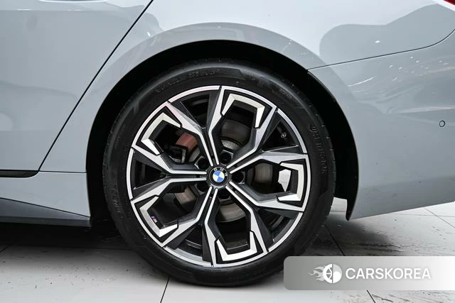 BMW 4 series id 4261732 из Китая 14