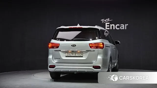 Kia The New Carnival id 3736828 из Кореи 14