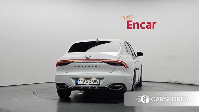 Hyundai The New Grandeur IG id 4464758 из Кореи 26