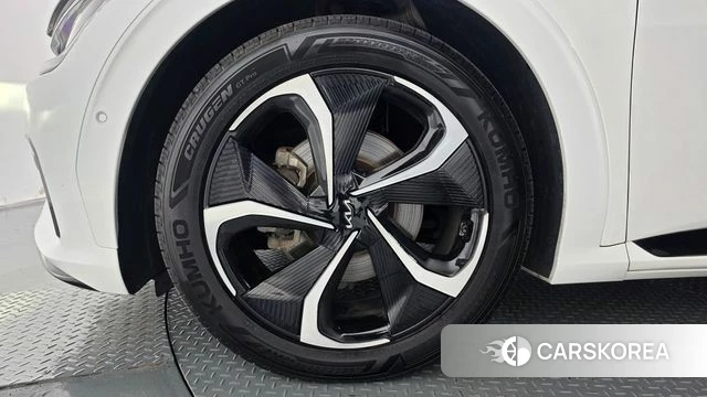 Kia EV6 id 4871371 из Кореи 30