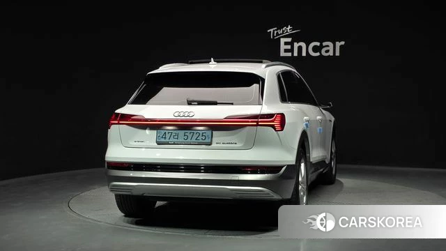 Audi e-Tron id 4249937 из Кореи 29