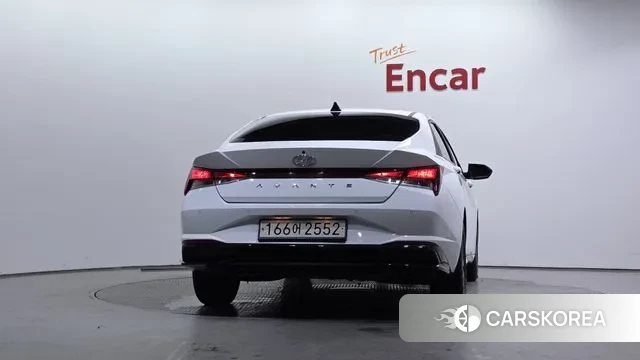 Hyundai Avante Hybrid (CN7) id 3115980 из Кореи 14