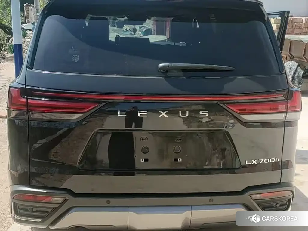 Lexus LX 2025 Черный из Китая, фото 4