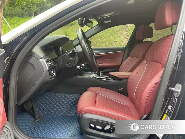 BMW 5 series PHEV 2022 Белый из Китая, фото 4