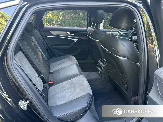 Audi A6L 2021 Черный из Китая, фото 5