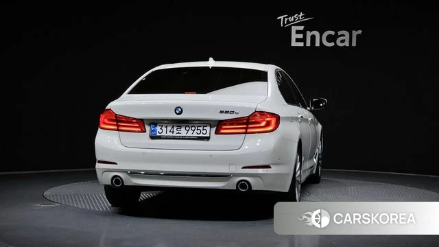 BMW 5 Series (G30) id 4574485 из Кореи 27