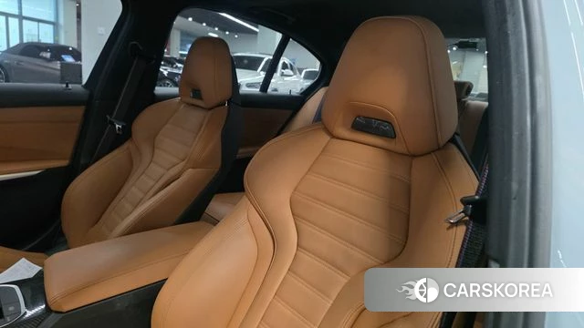 BMW 3 Series (G20) 2024 Светло-серебряный цвет из Кореи, фото 4