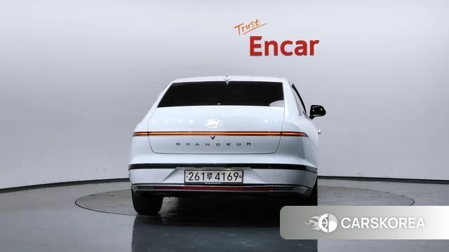 Hyundai Grandeur (GN7) id 4248806 из Кореи 32